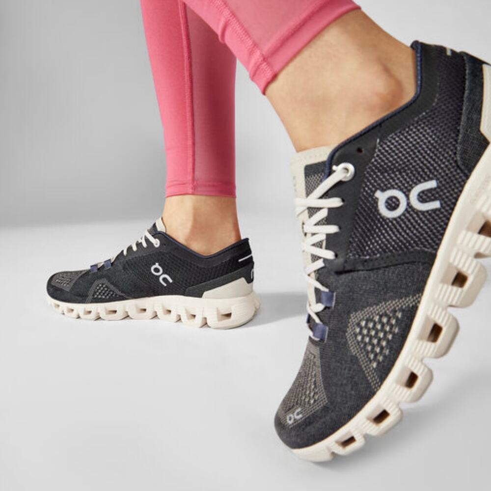 On Running Womens 6.5 Cloud X Sneaker Black Pearl Lightweight Running Navy Gym